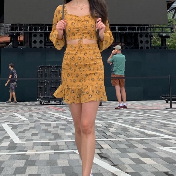 Junior Small 2-piece set - Picture 2 of 12